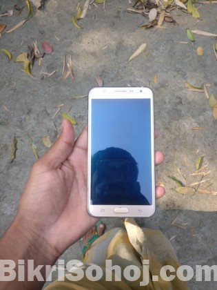 Samsung Galaxy J7